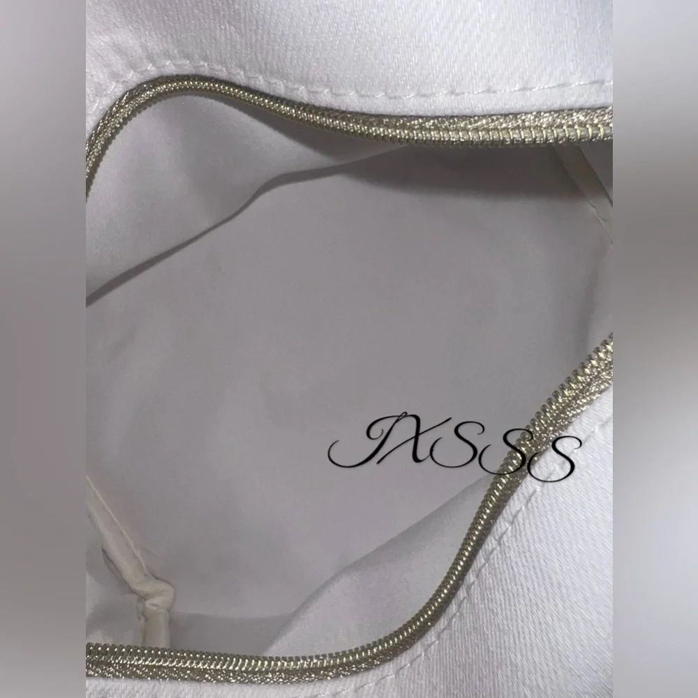 White-Gold Dior Beauty *VIP EXLUSIVE* Cosmetic-Makeup Bag